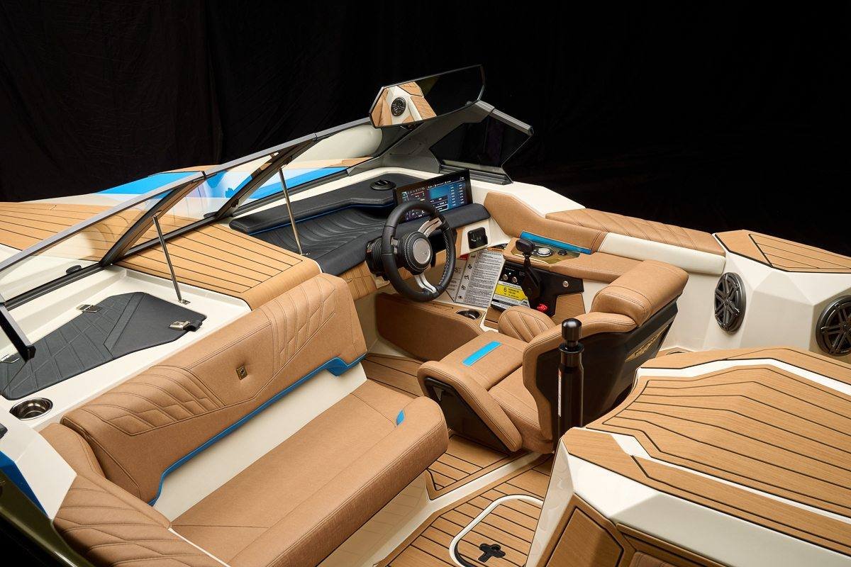 SKI NAUTIQUE hajófotó