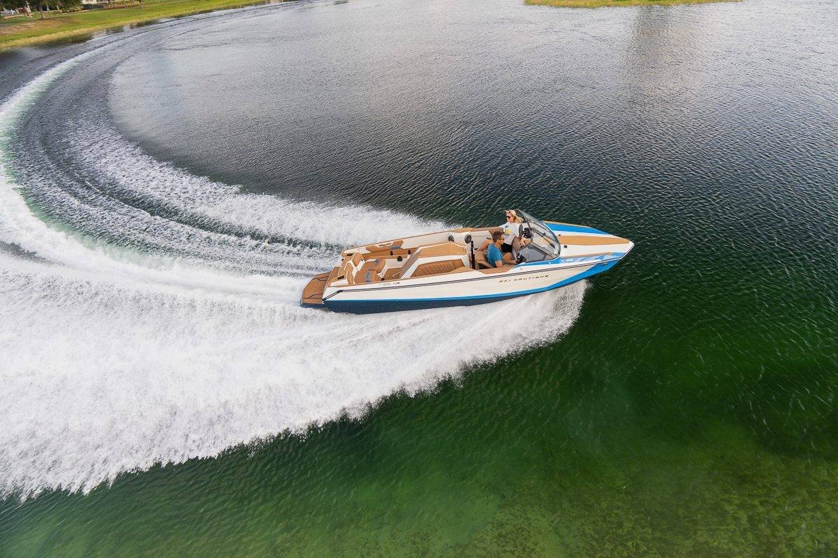 SKI NAUTIQUE hajófotó