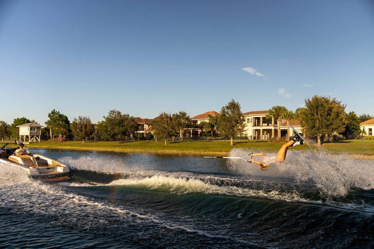 SKI NAUTIQUE hajófotó
