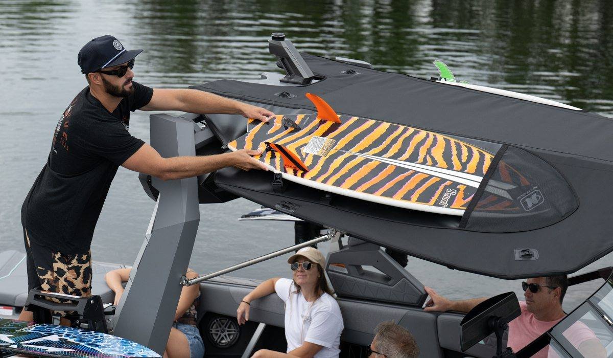 Bimini szörfdeszkatartó zsebekkel