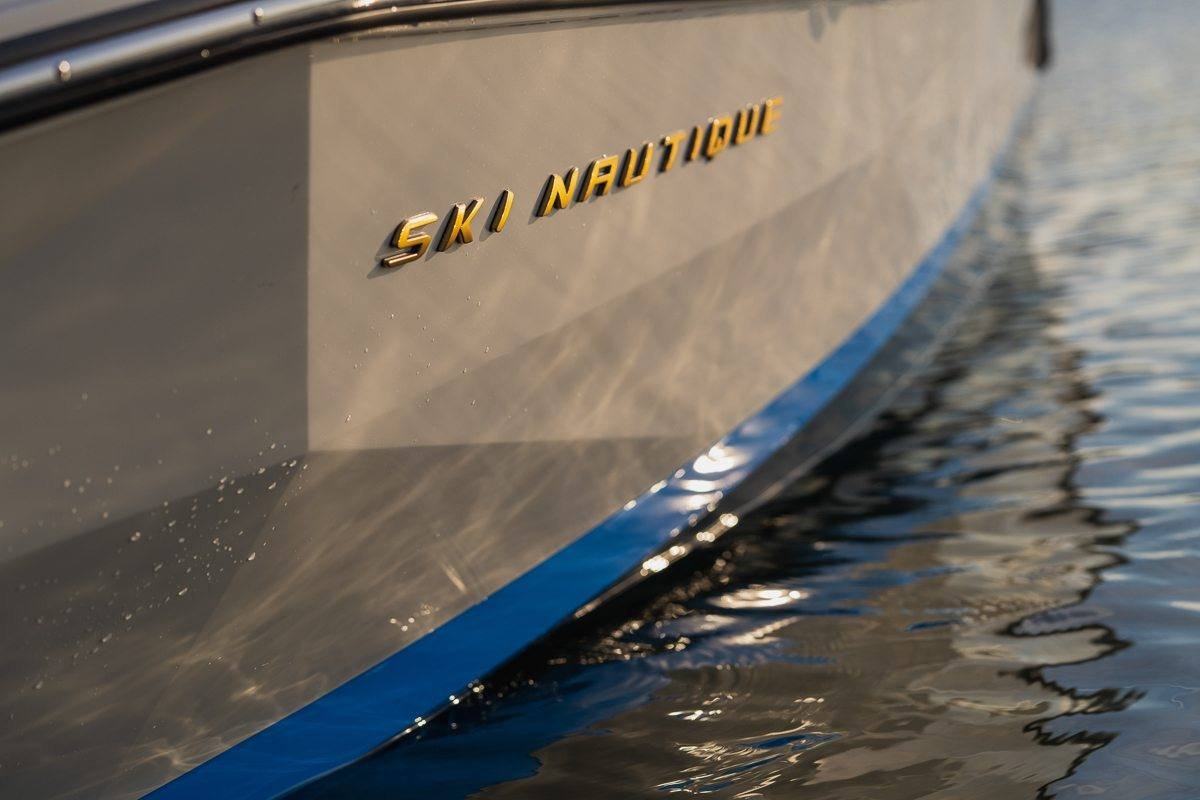 SKI NAUTIQUE hajófotó