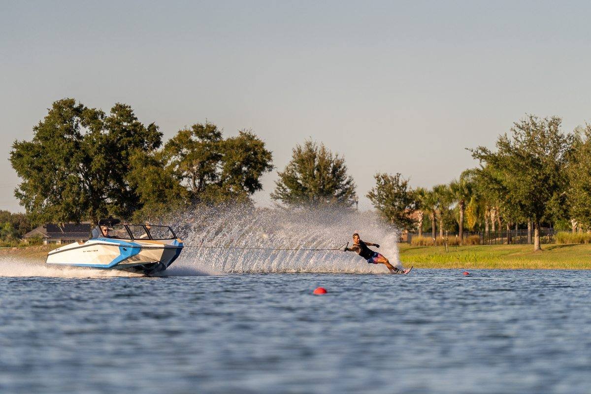 SKI NAUTIQUE hajófotó