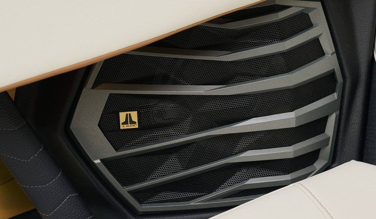 JL Audio ® hangrendszer