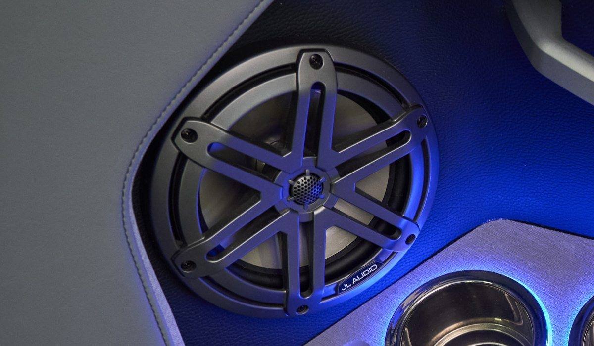 JL Audio ® hangrendszer
